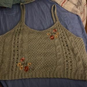 belk wool green flower crop tank, never worn!